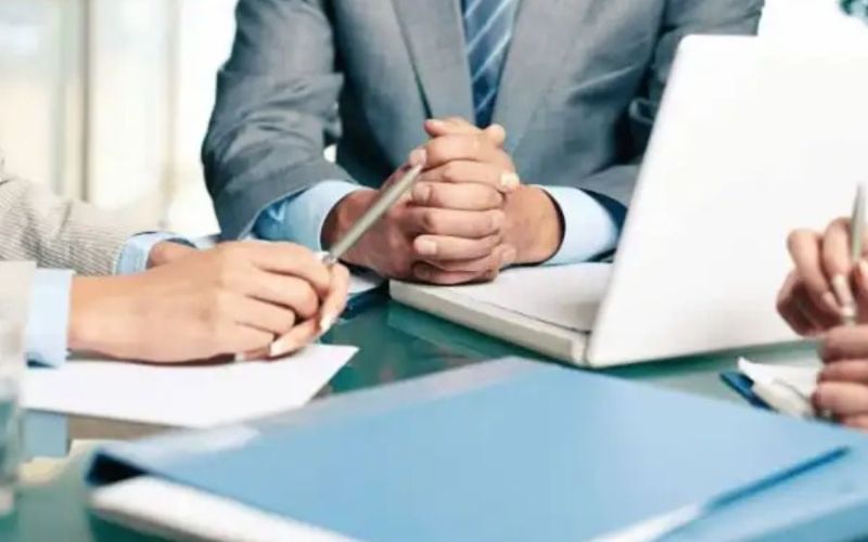 Những điều kiện cần cho người không biết tiếng