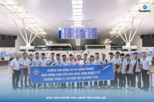 Ảnh: TasakiCo x Trường Cao đẳng Cơ khí Nông nghiệp tiễn bay các bạn học viên